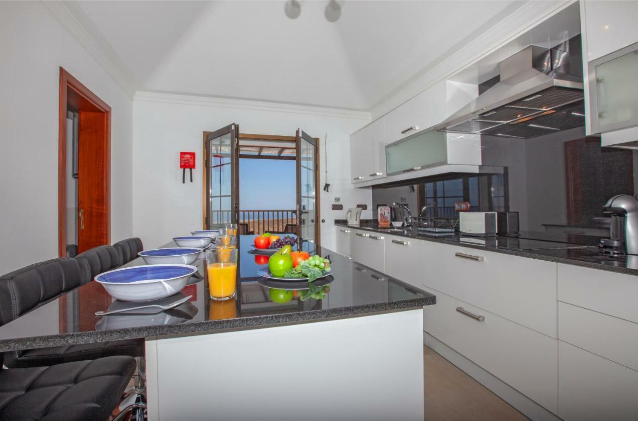 Villa Honey Rose, Güime Exterior foto